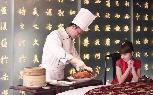 丹阳吃瓜事件视频播放全集,视频全集揭秘惊人真相