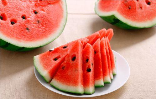 三支花吃瓜视频,揭秘花界幕后大事件